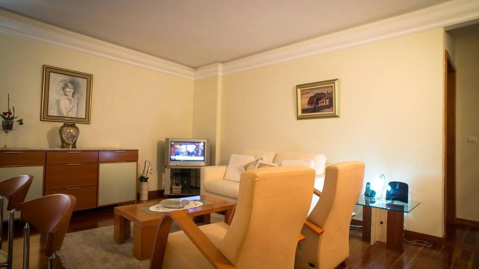 Accessible Apartment - Camara De Lobos - 105 M² - Parking Included 丰沙尔 0*,