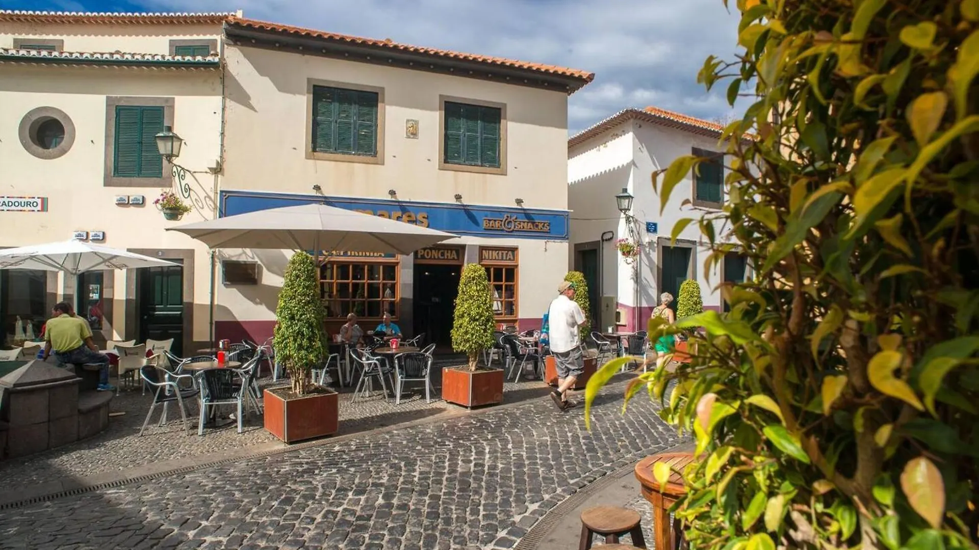 Accessible Apartment - Camara De Lobos - 105 M² - Parking Included 丰沙尔