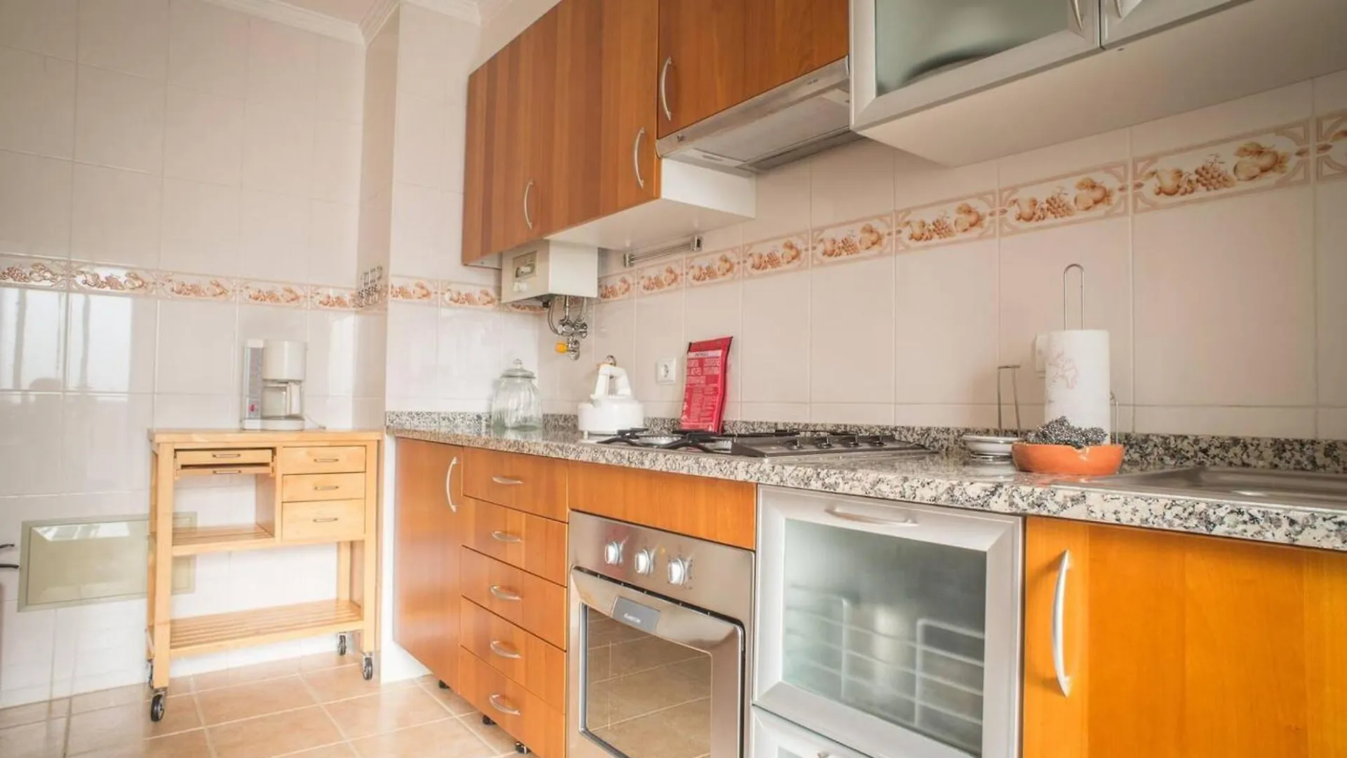 Accessible Apartment - Camara De Lobos - 105 M² - Parking Included 丰沙尔 葡萄牙